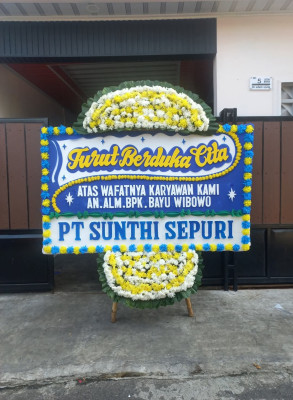 Papan Bunga Duka di Sigedong