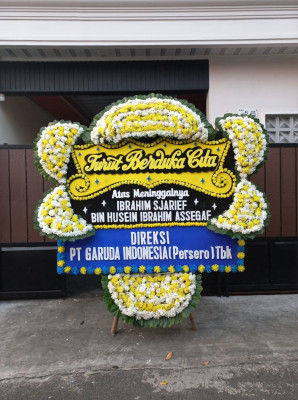 Papan Bunga Duka di Sigedong