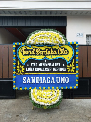 Papan Bunga Duka di Sigedong